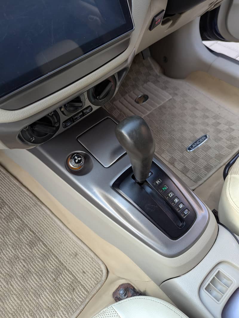 Mitsubishi Lancer Glx 1.3 2008 7