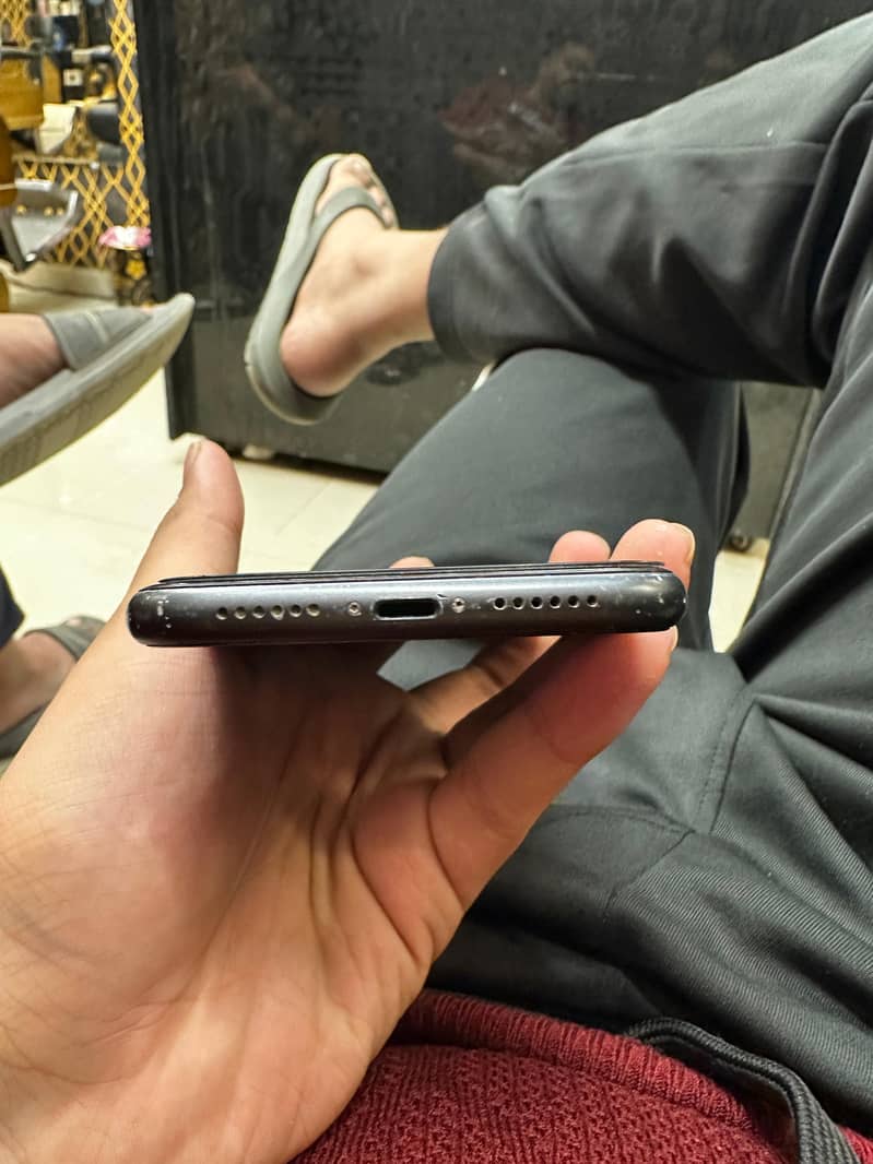 Apple iPhone 11 2
