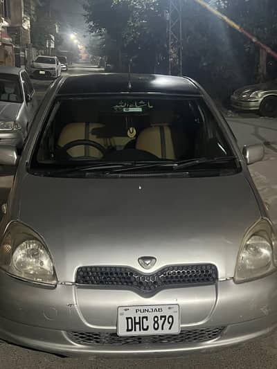 Toyota Vitz 2000