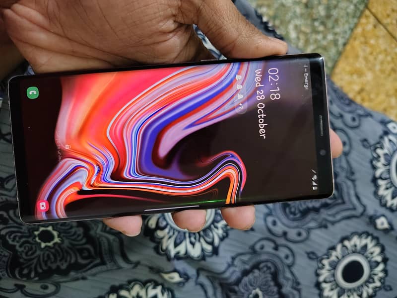 Samsung Mobile Note 9 1