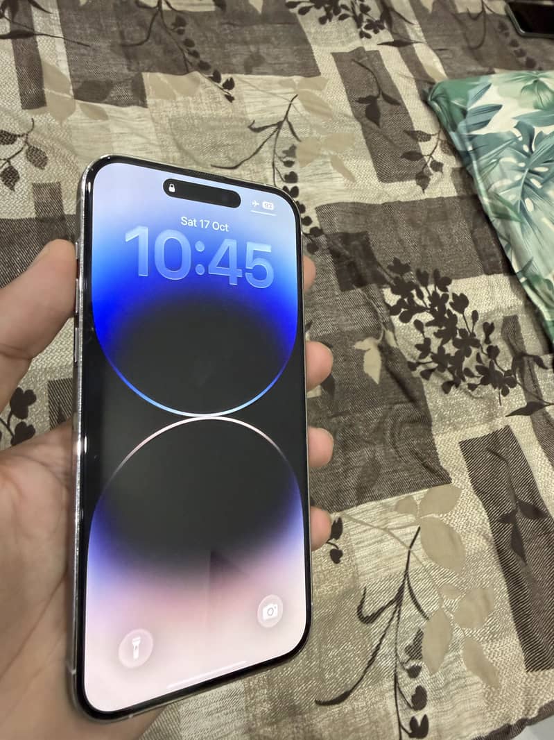 Apple iPhone 14 Pro Max 3