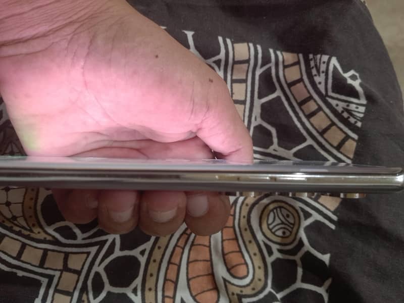 Tecno CAMON 40 Pro 5