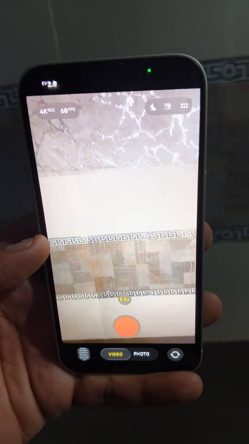 Apple iPhone 14 5