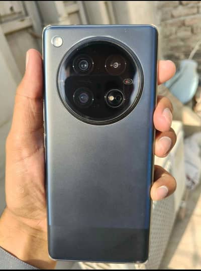 Infinix Zero 40