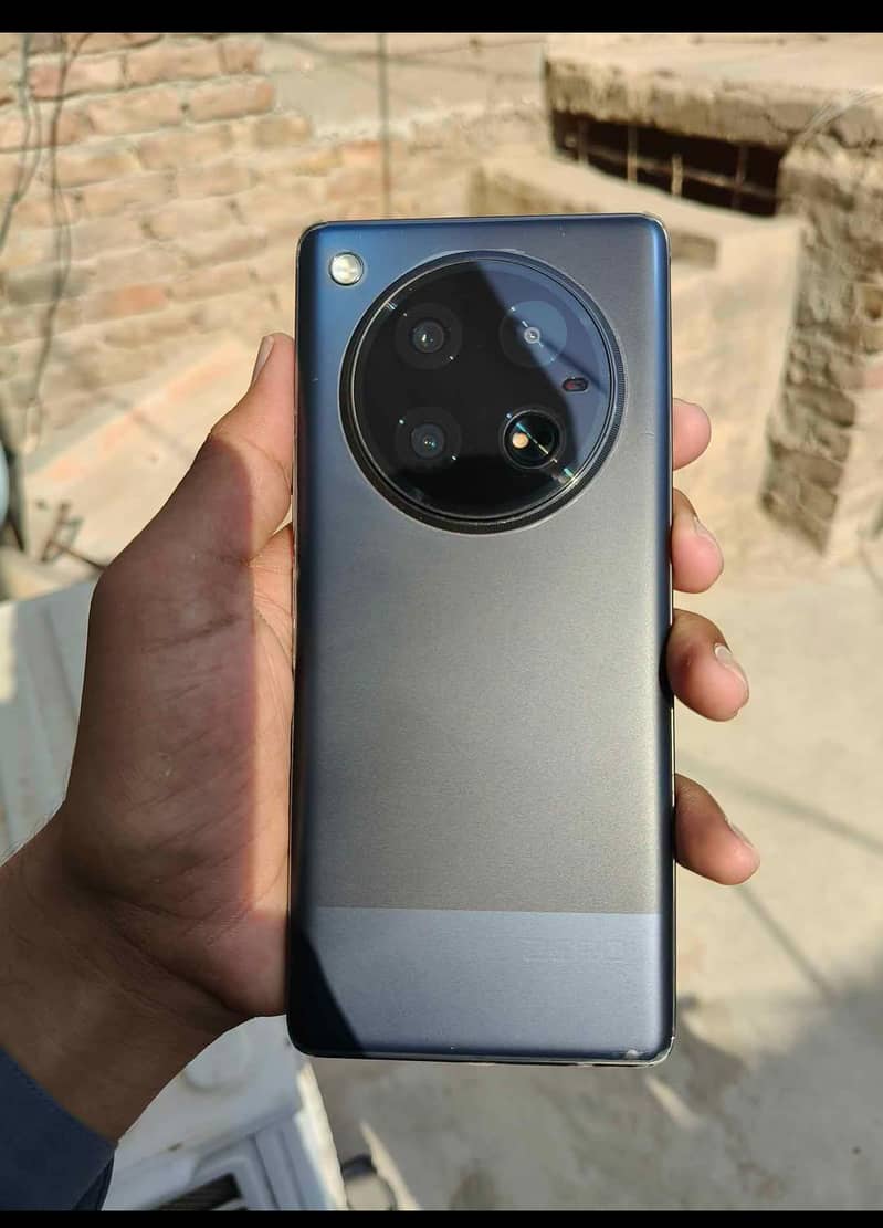 Infinix Zero 40 2