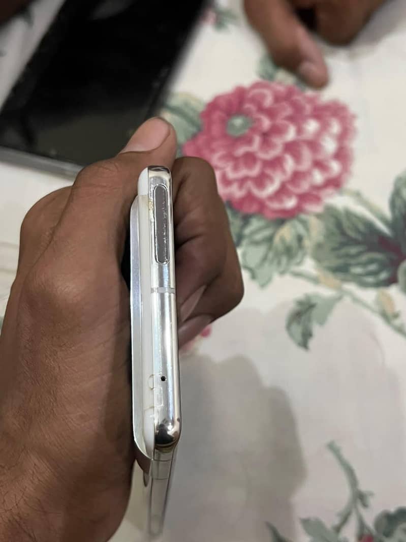 Google Pixel 7 Pro NON PTA 4