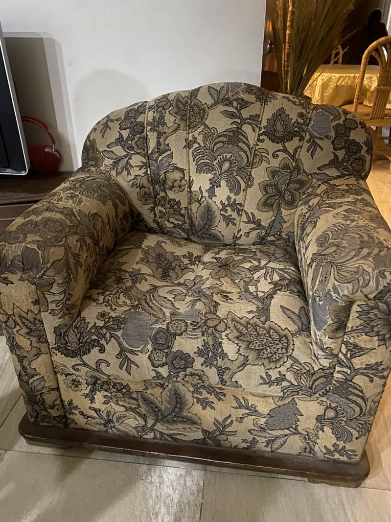 6 seater sofa 1