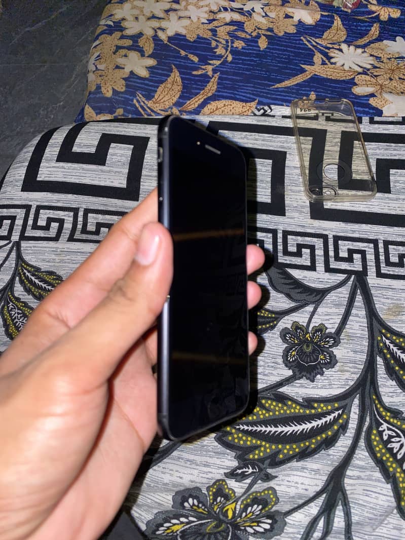 Apple iPhone SE 1