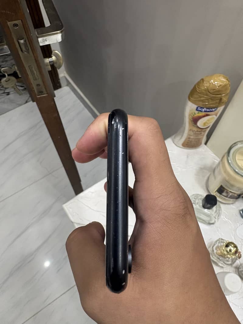 IPHONE XR NON 2