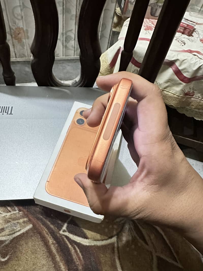 Apple iPhone 17 Pro Max 5