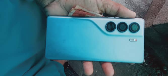 Tecno CAMON 40 Pro