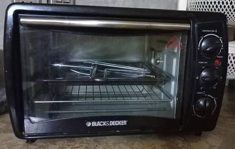 Black & Decker micro oven toaster griller Model TR060 Brand New