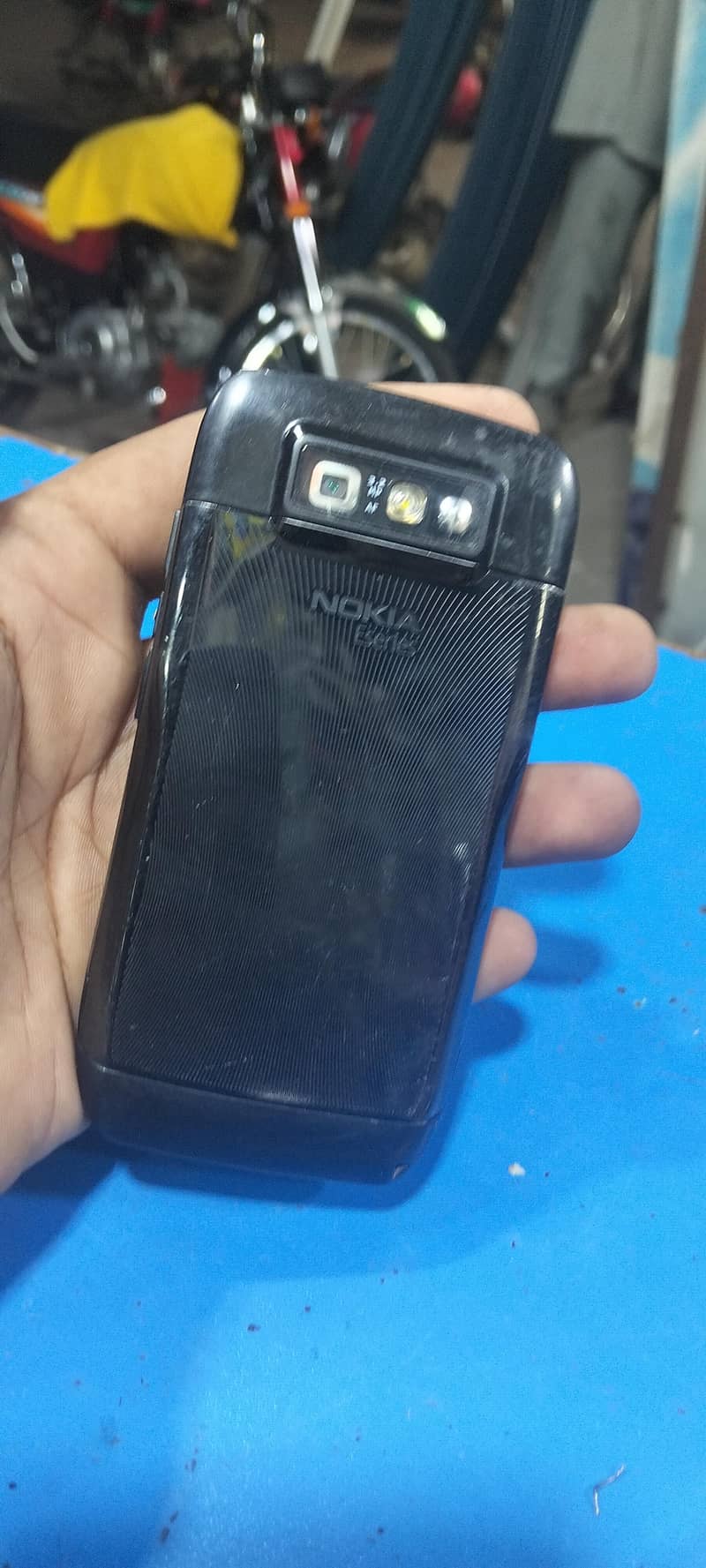 Nokia E71 1