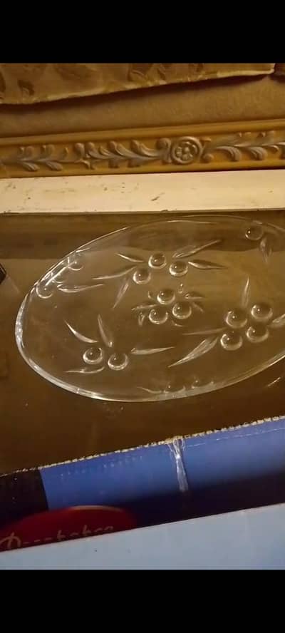 Elegant Embossed Floral Glass Fruit Plate