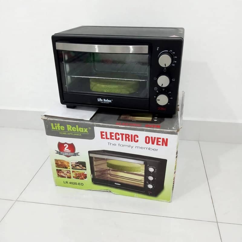 Electric baking oven 1