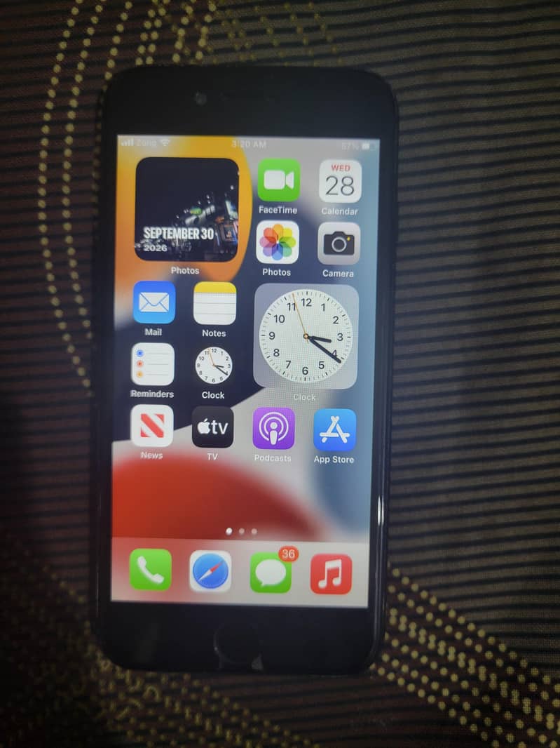 iPhone 7 PTA approved most demanded model 5