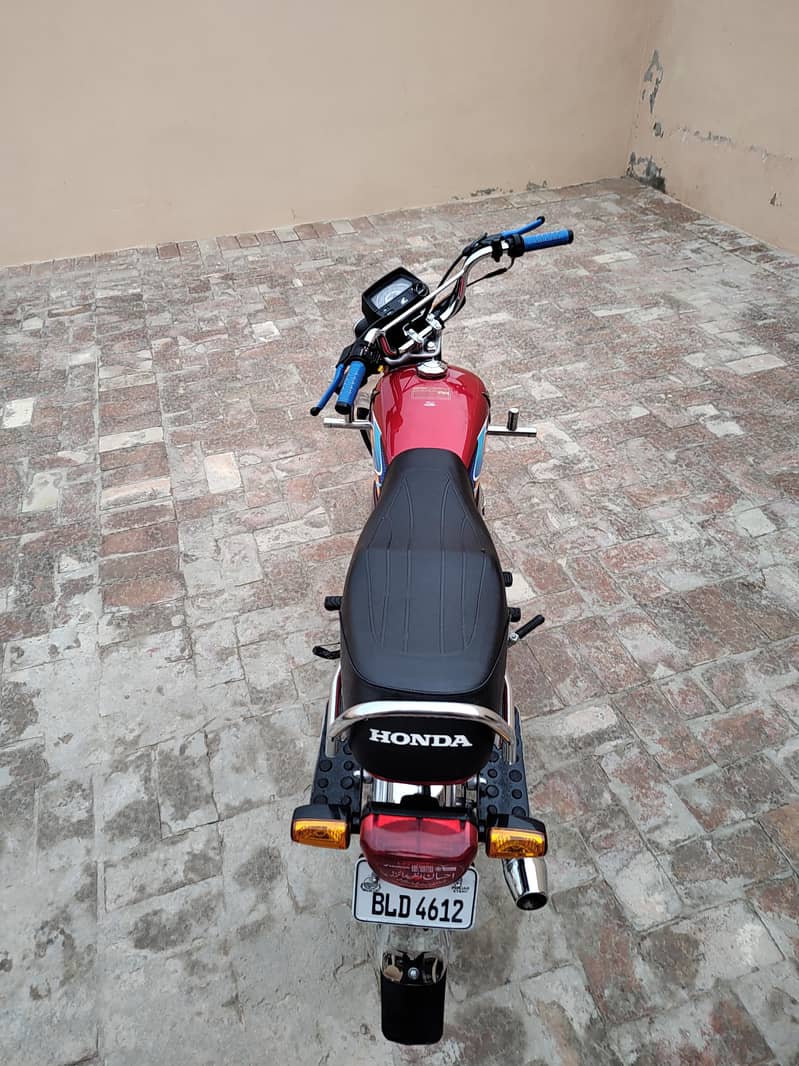 Honda CD 70 4