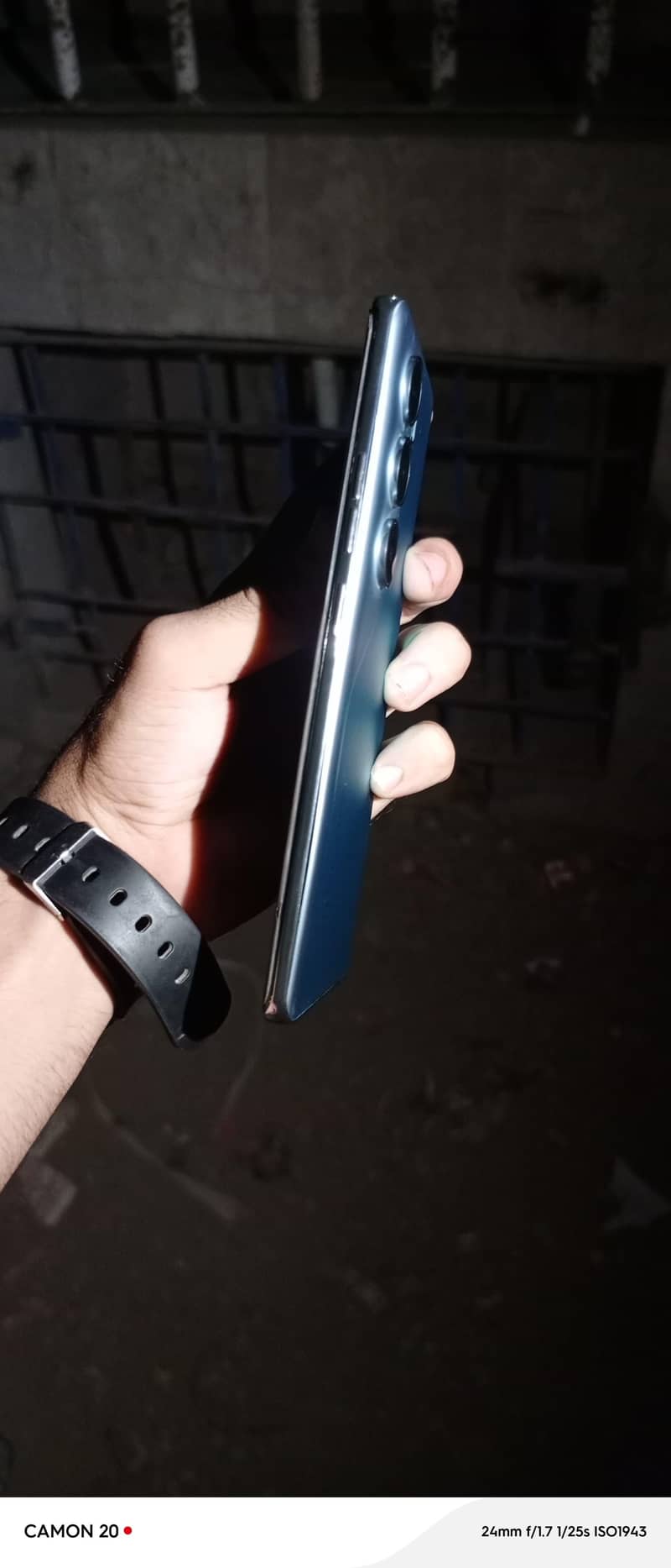 Tecno CAMON 40 Pro with box 1