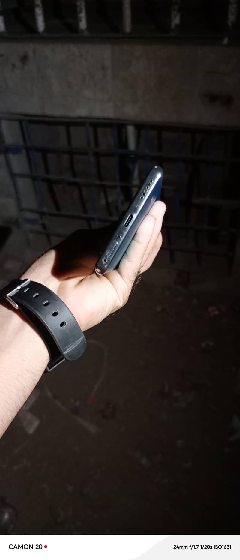 Tecno CAMON 40 Pro with box 2