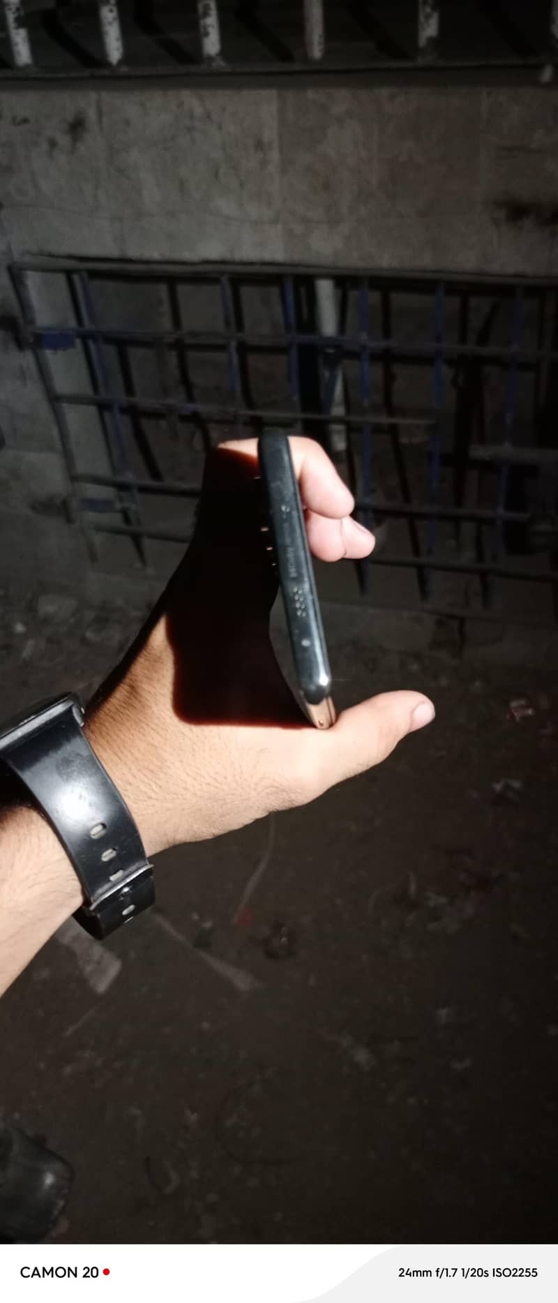 Tecno CAMON 40 Pro with box 4