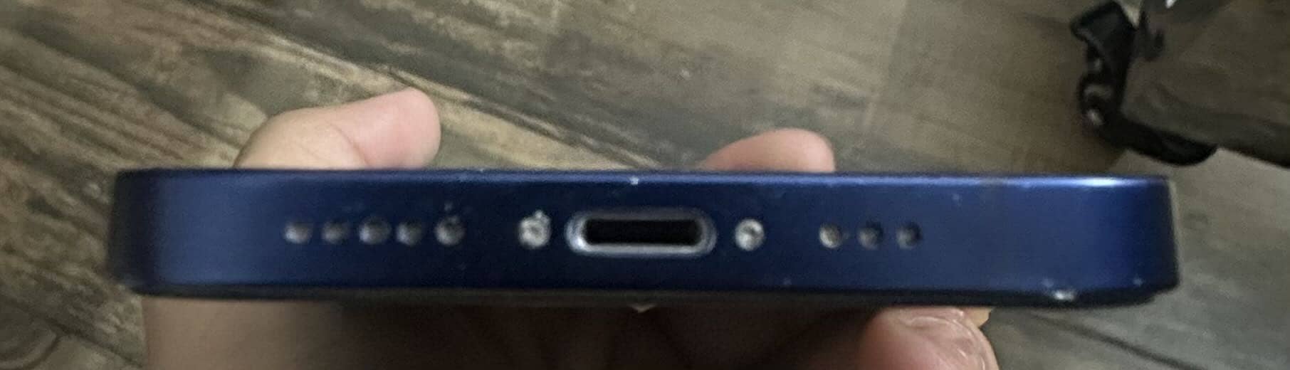 Apple iPhone 12 2
