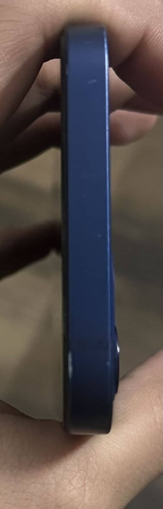 Apple iPhone 12 4