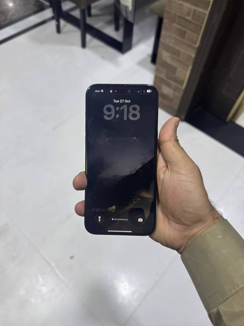 Apple iPhone 15 Pro Max 1