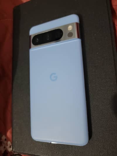 Google Pixel 8 Pro