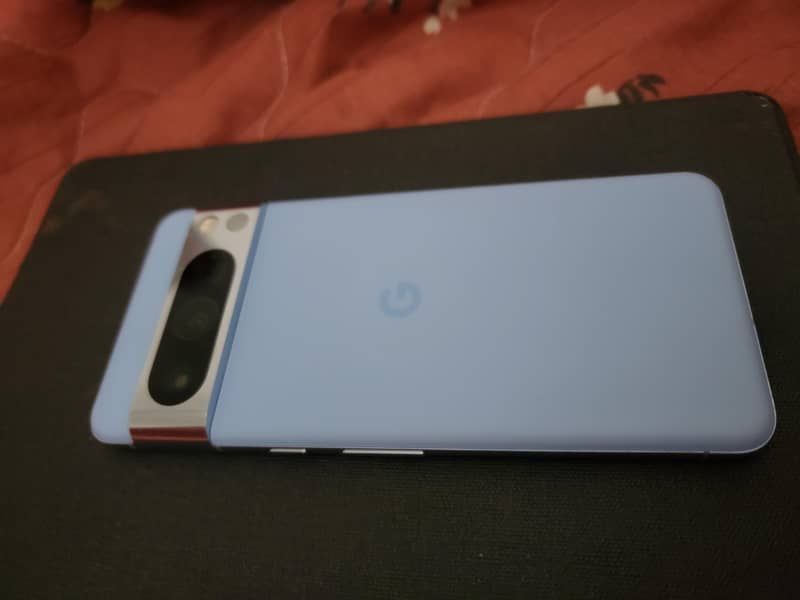 Google Pixel 8 Pro 1