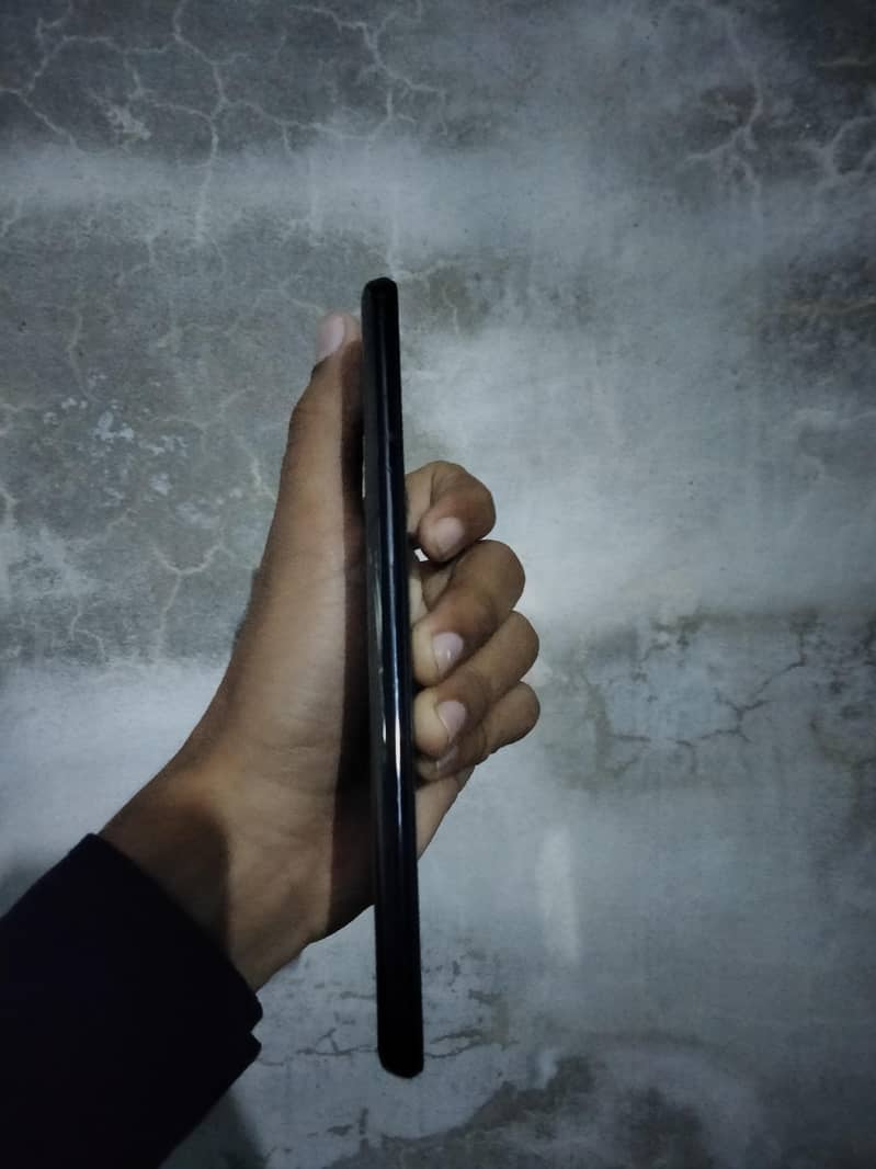 One Plus 6T 3