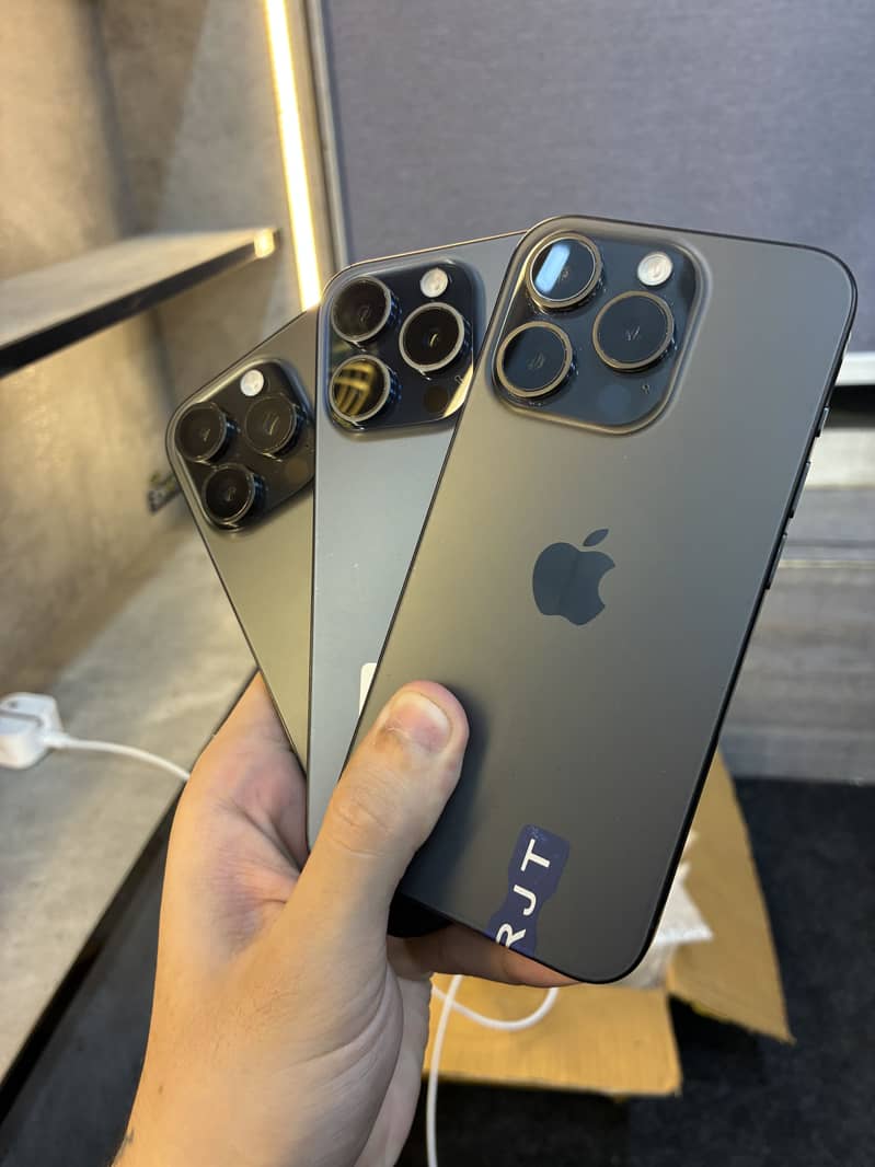 Apple iPhone 15 Pro jv 1