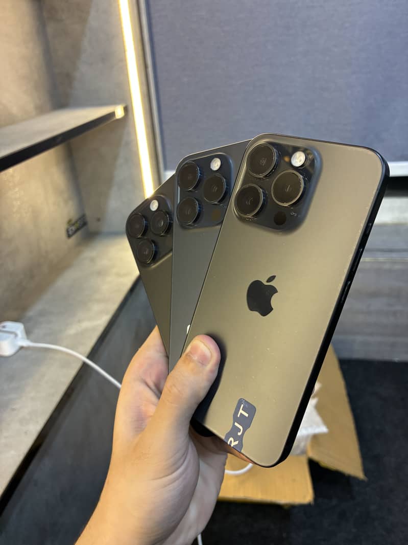 Apple iPhone 15 Pro jv 4
