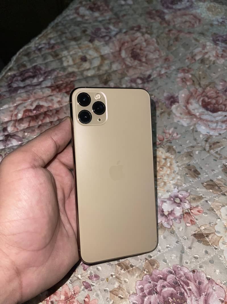 Apple iPhone 11 Pro Max 0