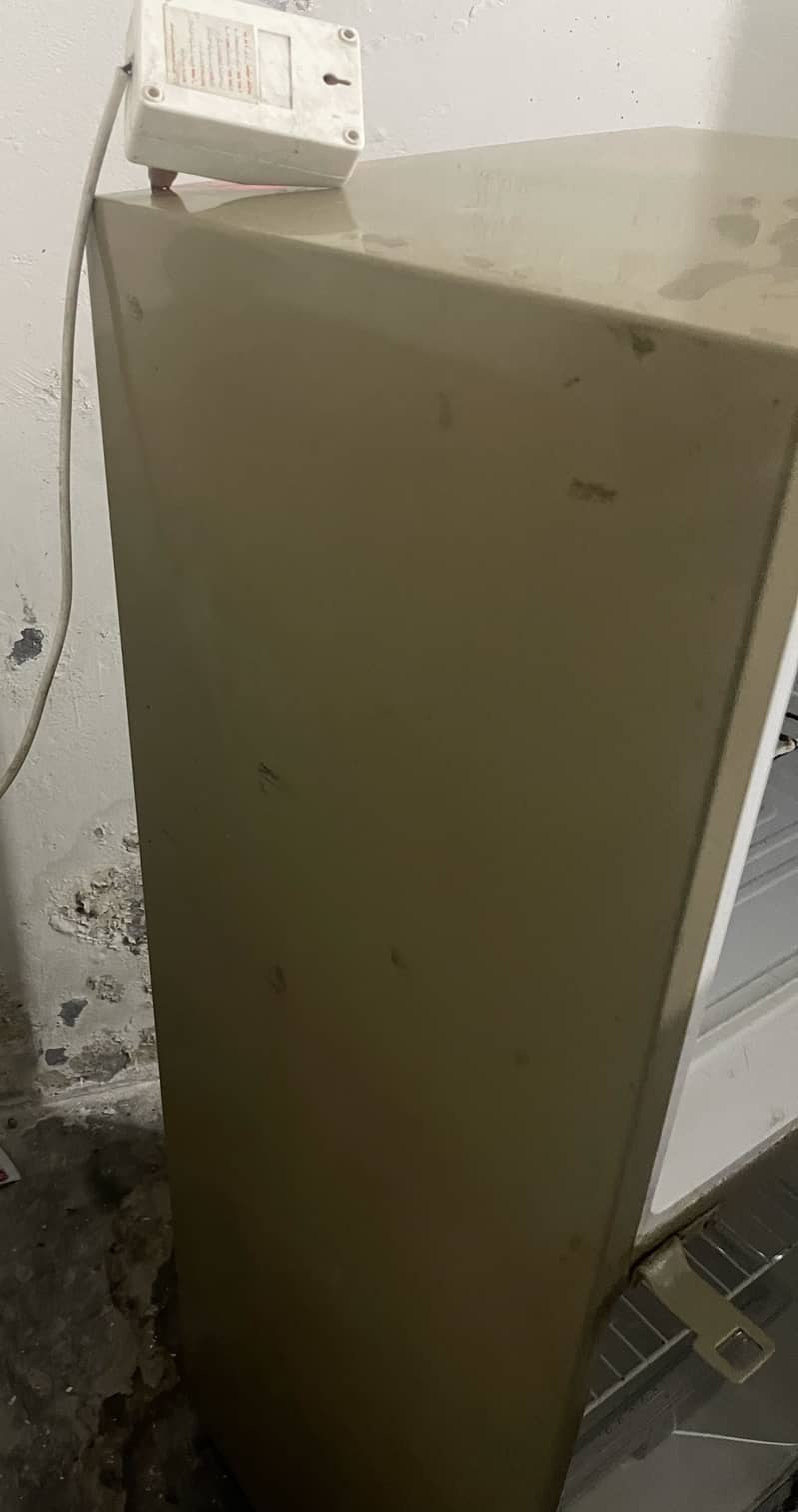 Dawlance Refrigerator(Good Condition) 5