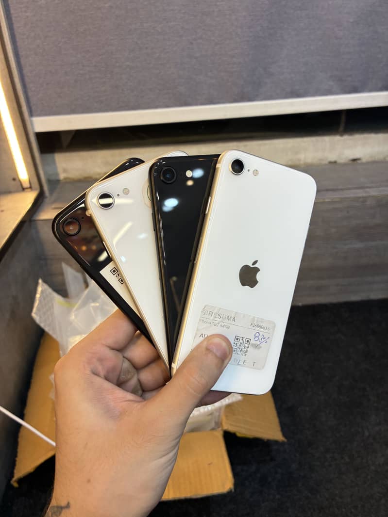 Apple iPhone SE 2020 3