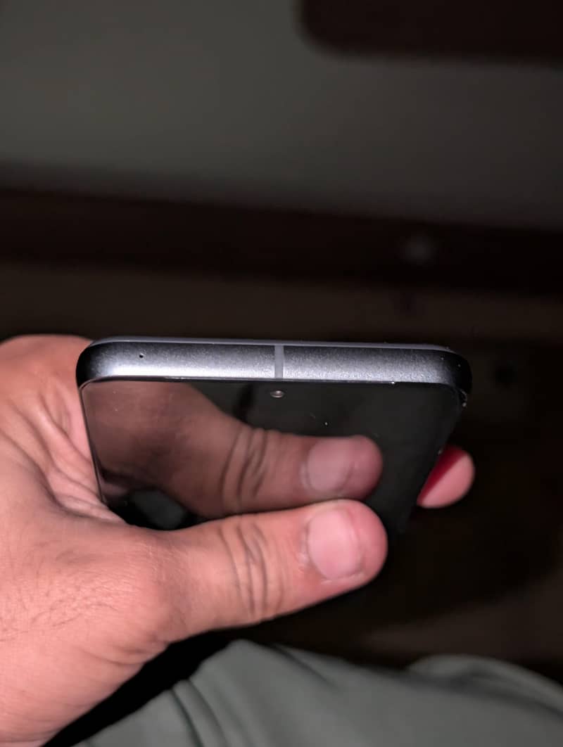 Google Pixel 8 1
