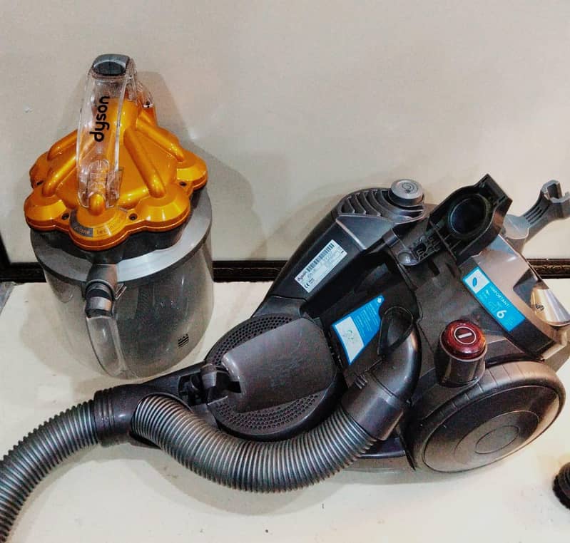 Dyson vacuum cleaner 4