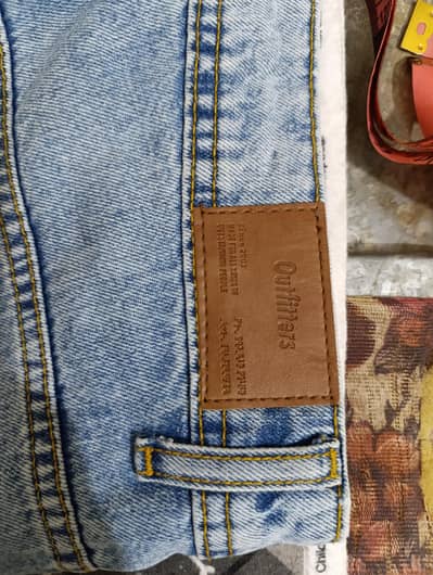 Outfitters Light Blue Baggy Jeans and White Skinny Jeans