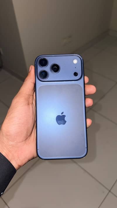 iPhone 17 pro max