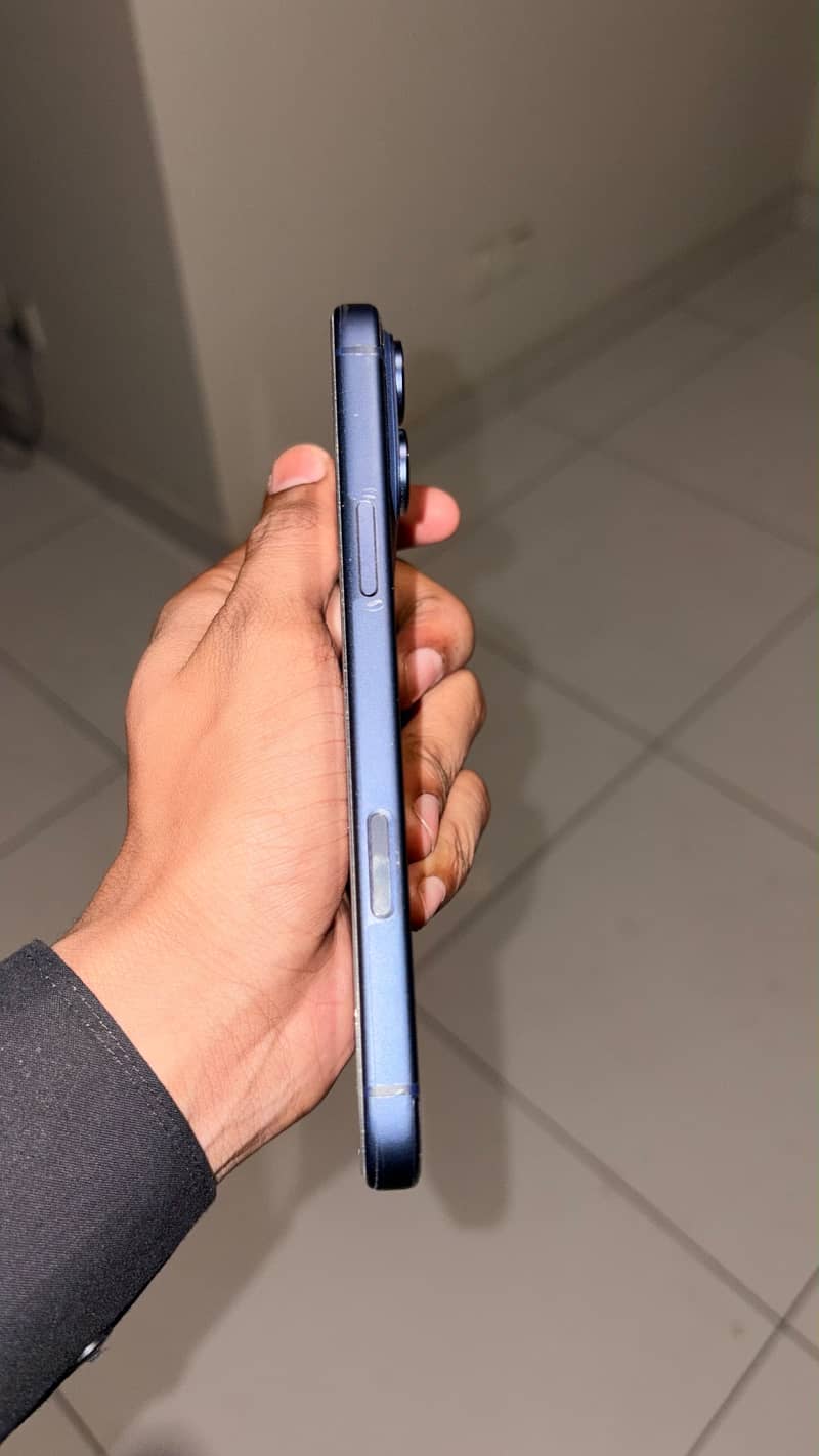 iPhone 17 pro max 2