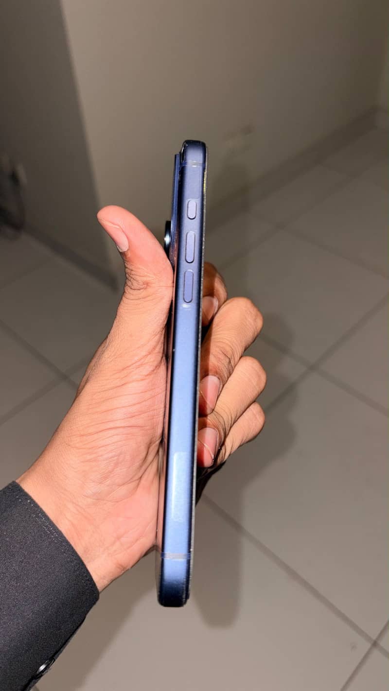 iPhone 17 pro max 3
