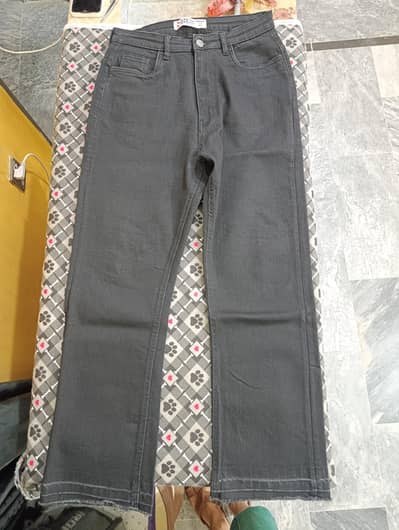 Black Straight fit Jeans