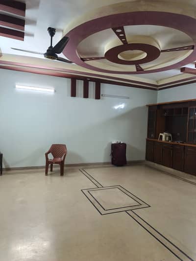 240 sq yards portion with roof for rent in gulshane Ismail soy