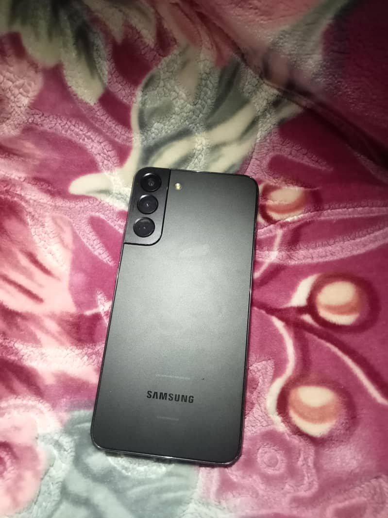 Samsung Mobile S22 Plus 0