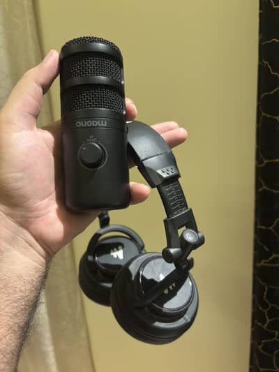 Moano wired headphones and usb type c Moano microphone