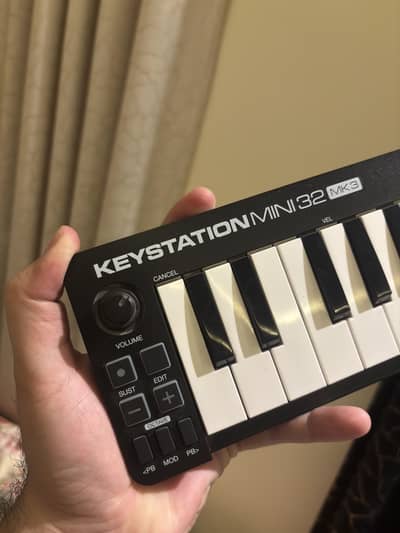 Keystation midi 32 keys MAUDIO