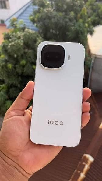 ​​iQOO Z11 Turbo (Halo Pink) - 12GB/256GB - New Condition