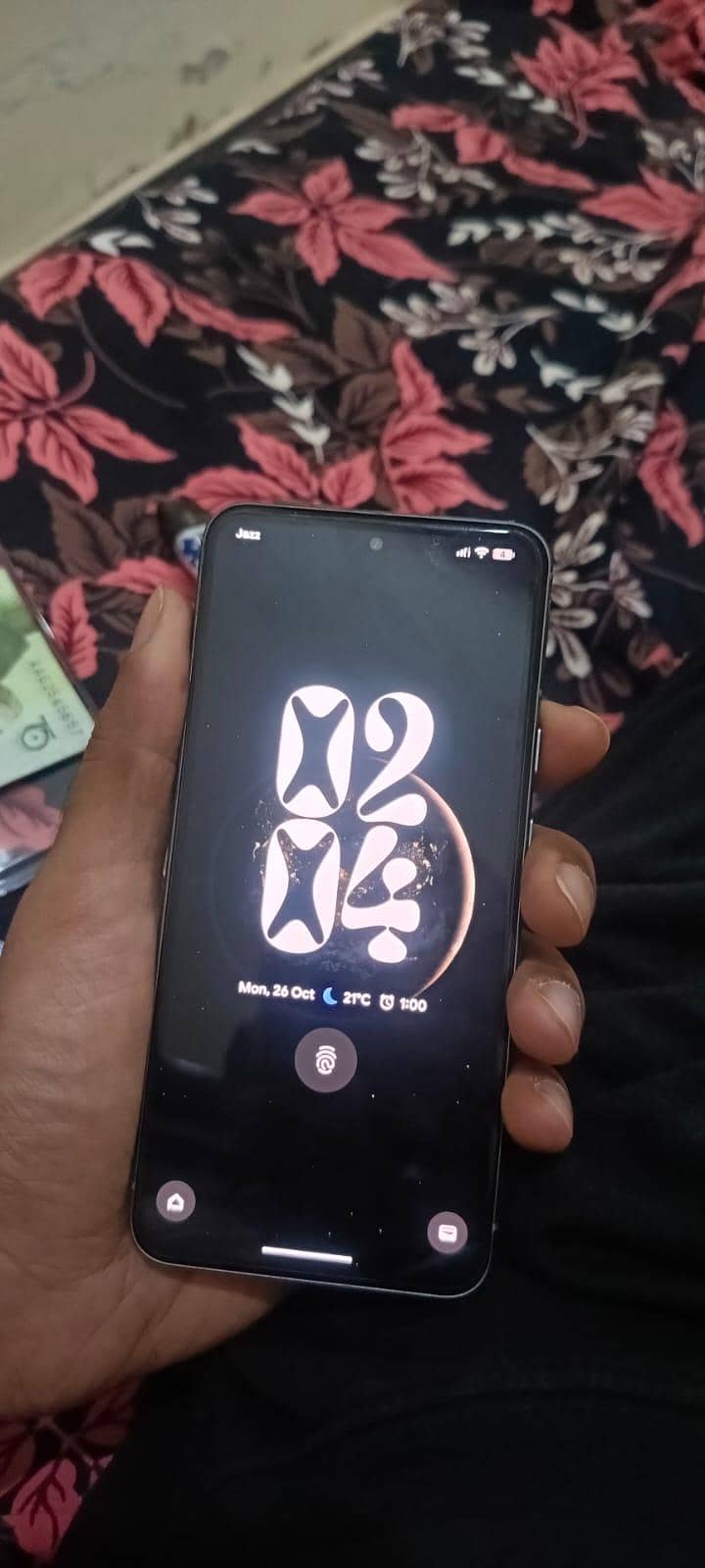 Google Pixel 8 4