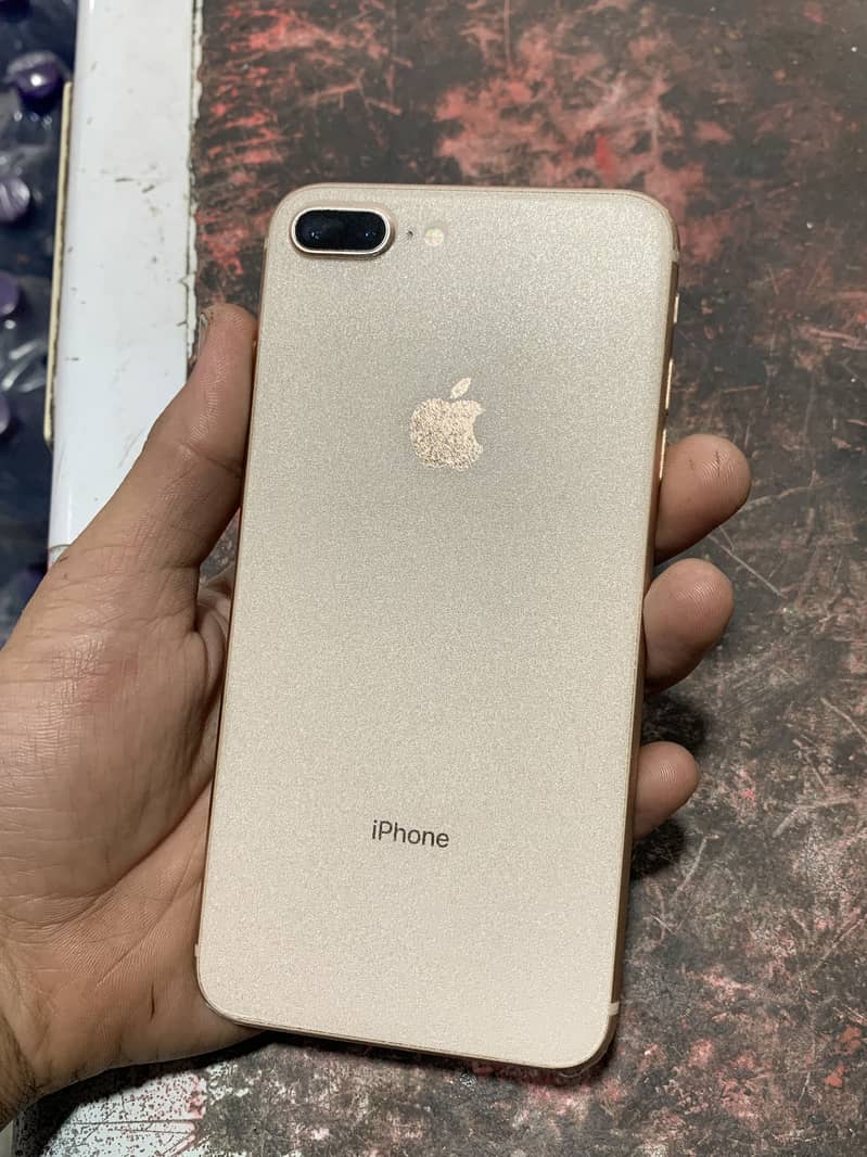 APPLE IPHONE 8 PLUS 2