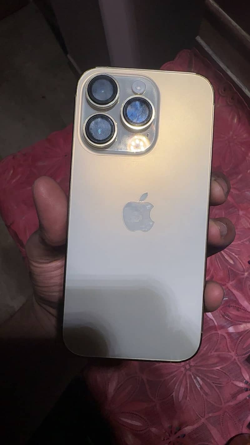 iPhone 14 Pro 0
